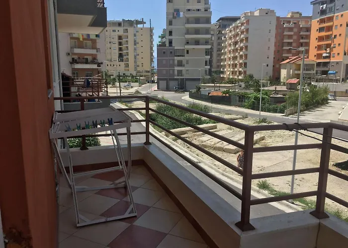 Noah 2 Bedrooms 300 M From Lungomare With Private Parking * Vlorë