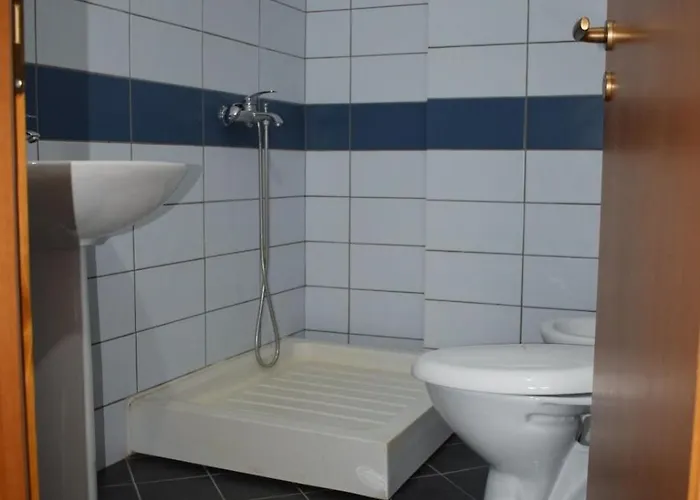 Apartament Noah 2 Bedrooms 300 M From Lungomare With Private Parking Wlora